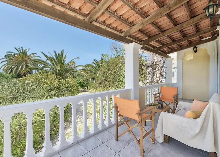 Aloisio's Estate Apartment Gaitani