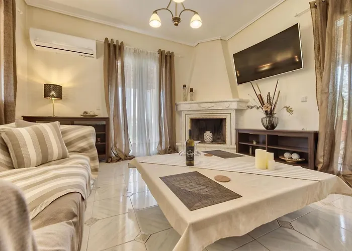 Апартаменты Aloisio's Estate