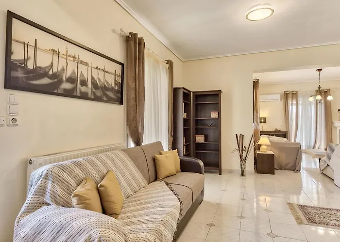 Aloisio's Estate Апартаменты *